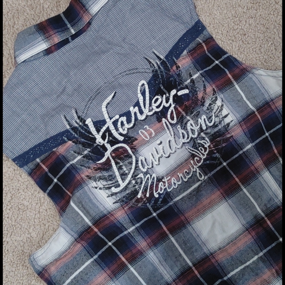 Harley-davidson sleeveless button down shirt